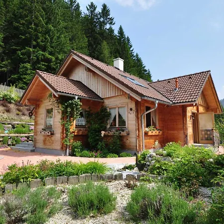 Chalet Charming Chalet In Hohentauern Near Ski Lift Hohentauern